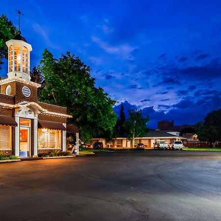 Baugh Motel, Surestay Collection By Best Western Logan Exterior foto