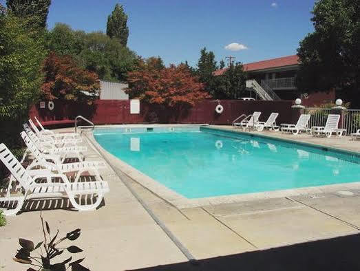 Baugh Motel, Surestay Collection By Best Western Logan Exterior foto