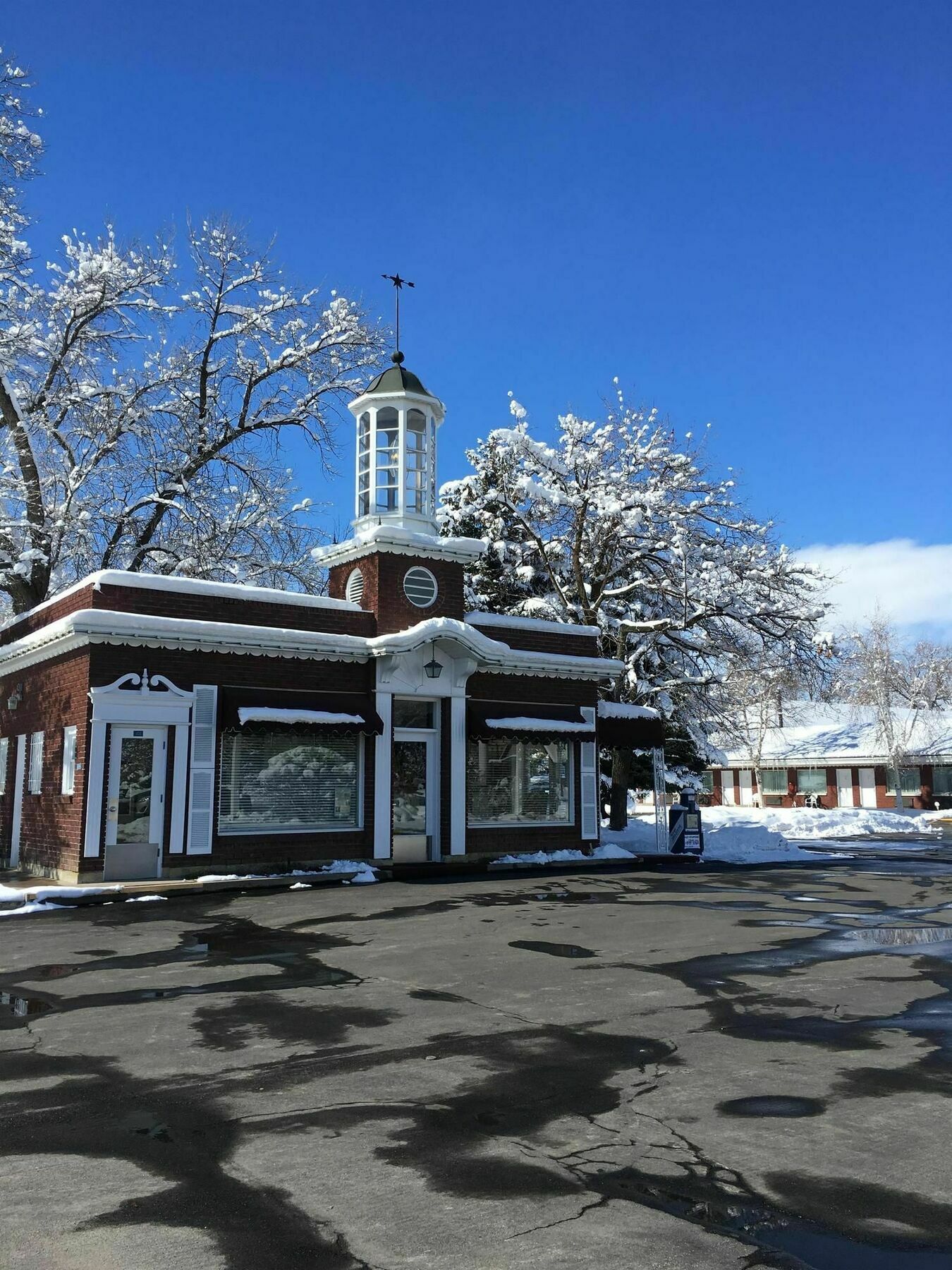 Baugh Motel, Surestay Collection By Best Western Logan Exterior foto